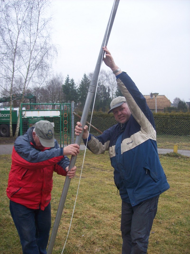 schuifmast voor op de steiger. (Jille en Wicher)
